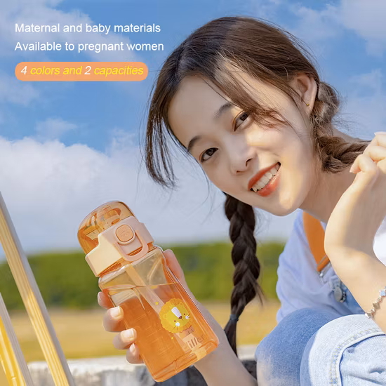 Botella de agua libre portátil linda al por mayor de Tritan BPA con la correa