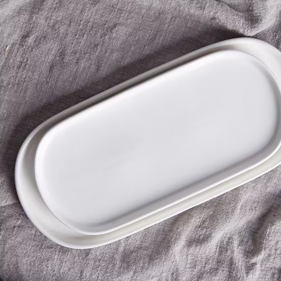 Sistemas de cena modernos de la porcelana del vajilla de cerámica caliente del nuevo diseño